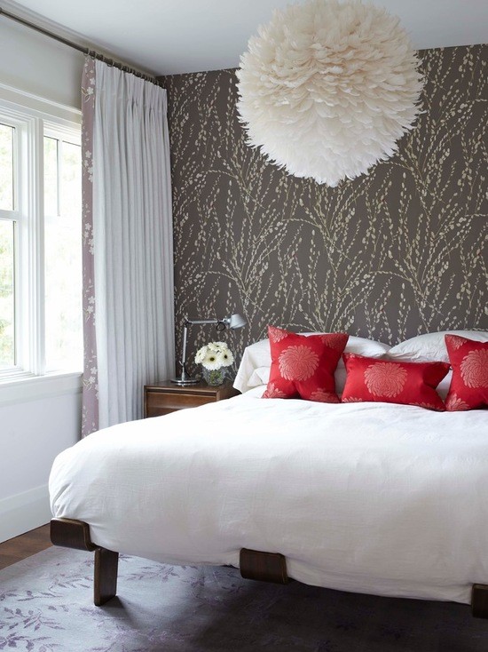 Заспокійливі шпалери для спальні: ідея оформлення стін у м'яких пастельних тонах