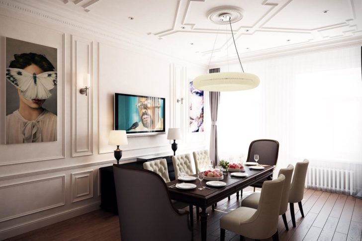 Порядок у передпокої Затишний інтер'єр квартири 2026: декоративний піднос з ключами та дрібничками в передпокої.