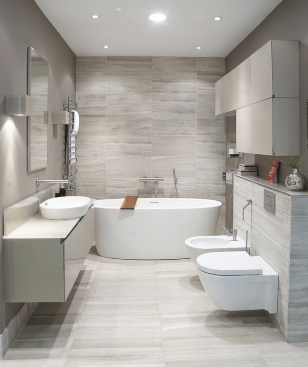 Вологостійкі світильники 2026 Дизайн ванної кімнати в стилі хай-тек з використанням сучасних вологостійких світильників