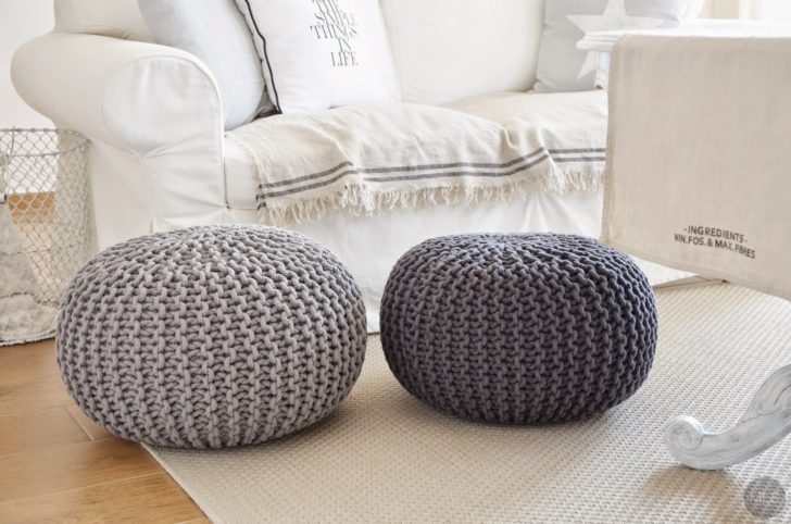 Подушки для стилю М'які диванні подушки різних форм і розмірів, ідеально підібрані для сучасного інтер'єру