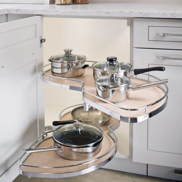 Надійні кухонні петлі Якісні меблеві петлі для кухні: вибір відповідно до конструкції кухонних меблів