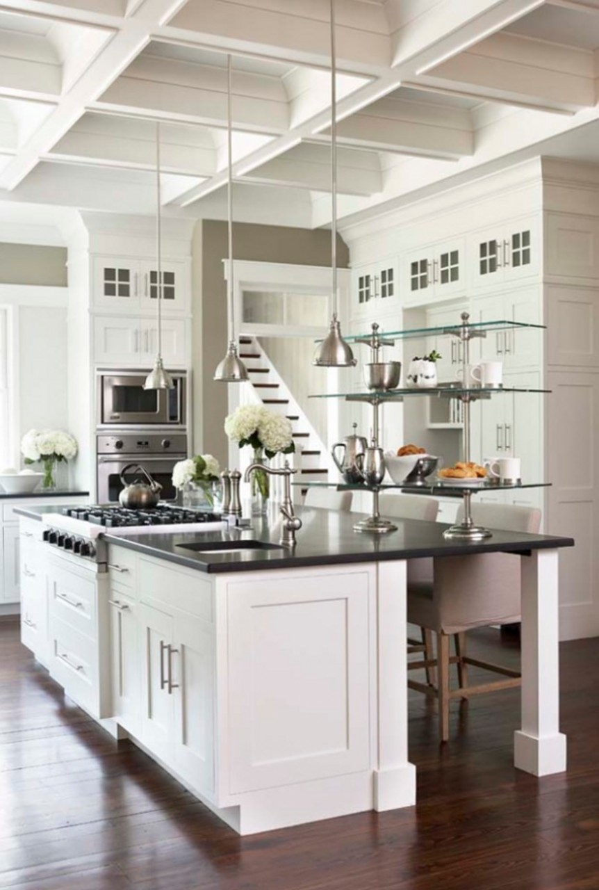 Розкішна ванна Palmetto Bluff Вишукана ванна кімната в стилі Palmetto Bluff: розкіш та релакс у Південній Кароліні.