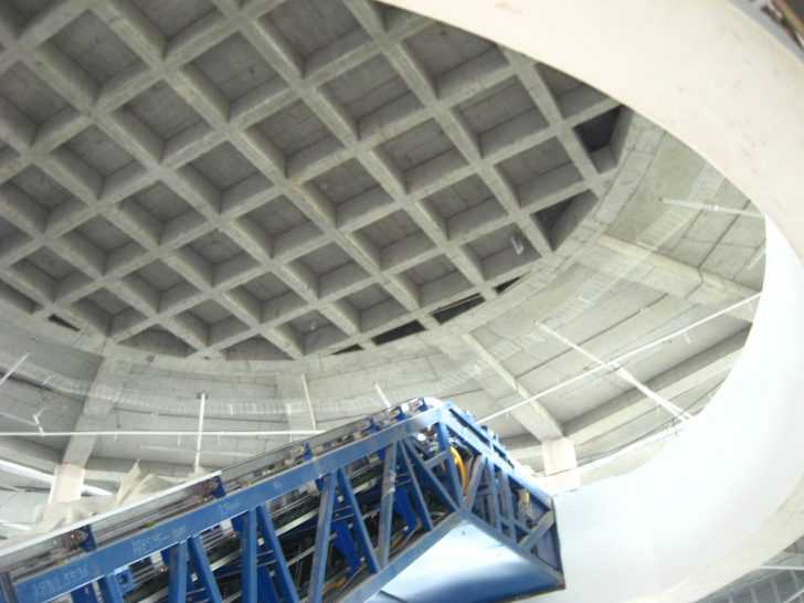 Міцні перекриття для дому Приклад використання плит перекриття для створення міжповерхових перекриттів у будинку.