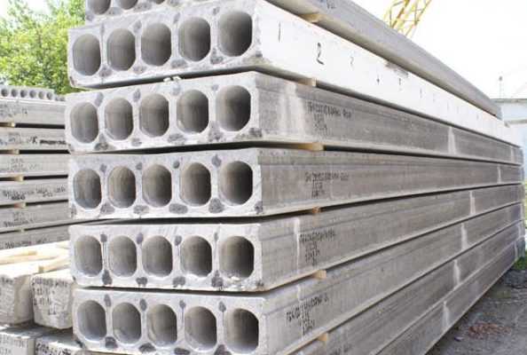 Текстура бетону Детальний знімок поверхні залізобетонної плити перекриття з текстурою бетону.